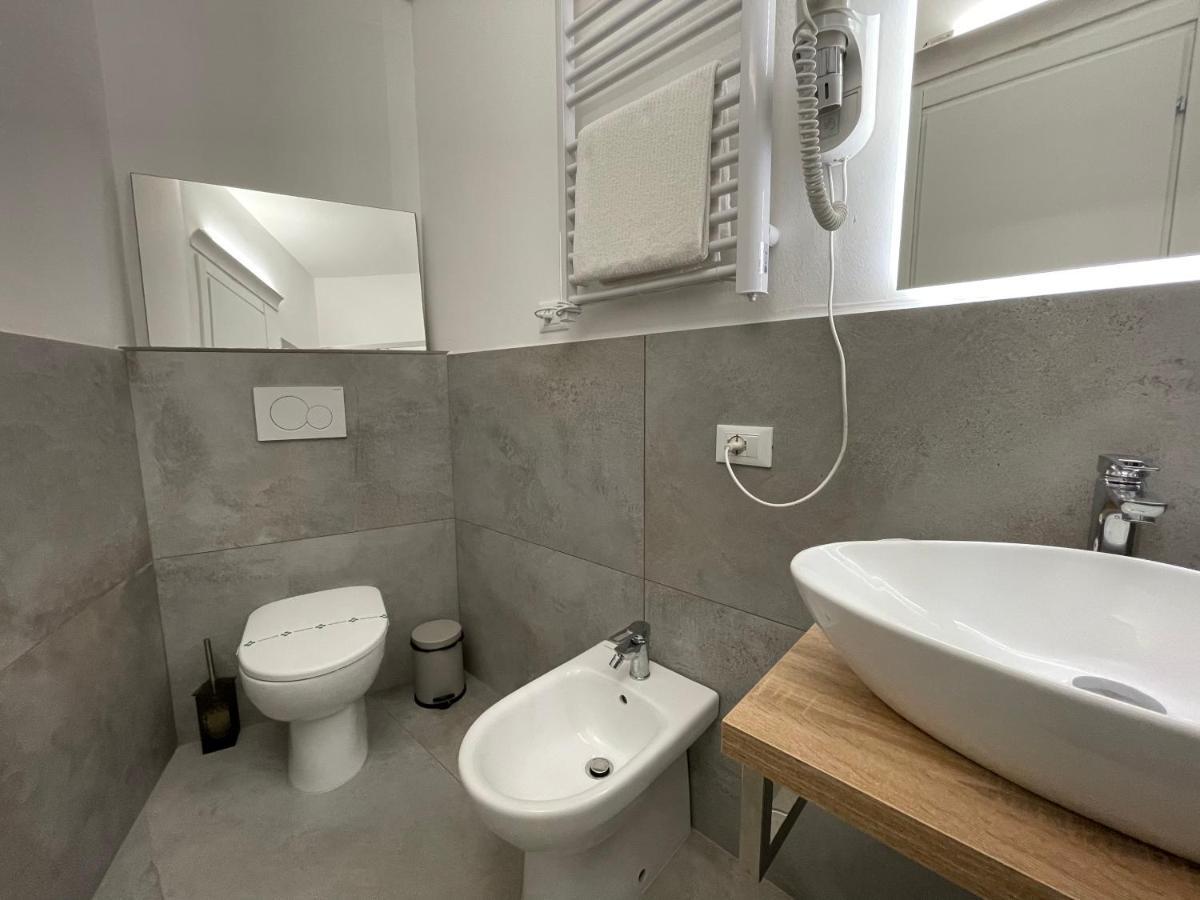 Cavour16 Rent Bedrooms 3*